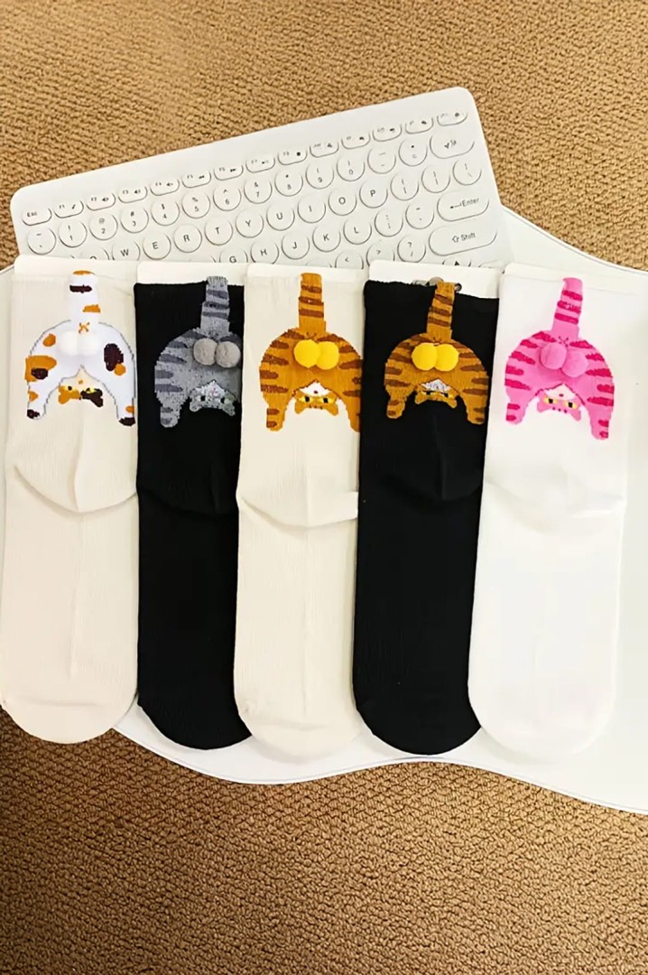 Sada 5x ponožek s kočkami a 3D vajíčky dárek pro milovníky koček