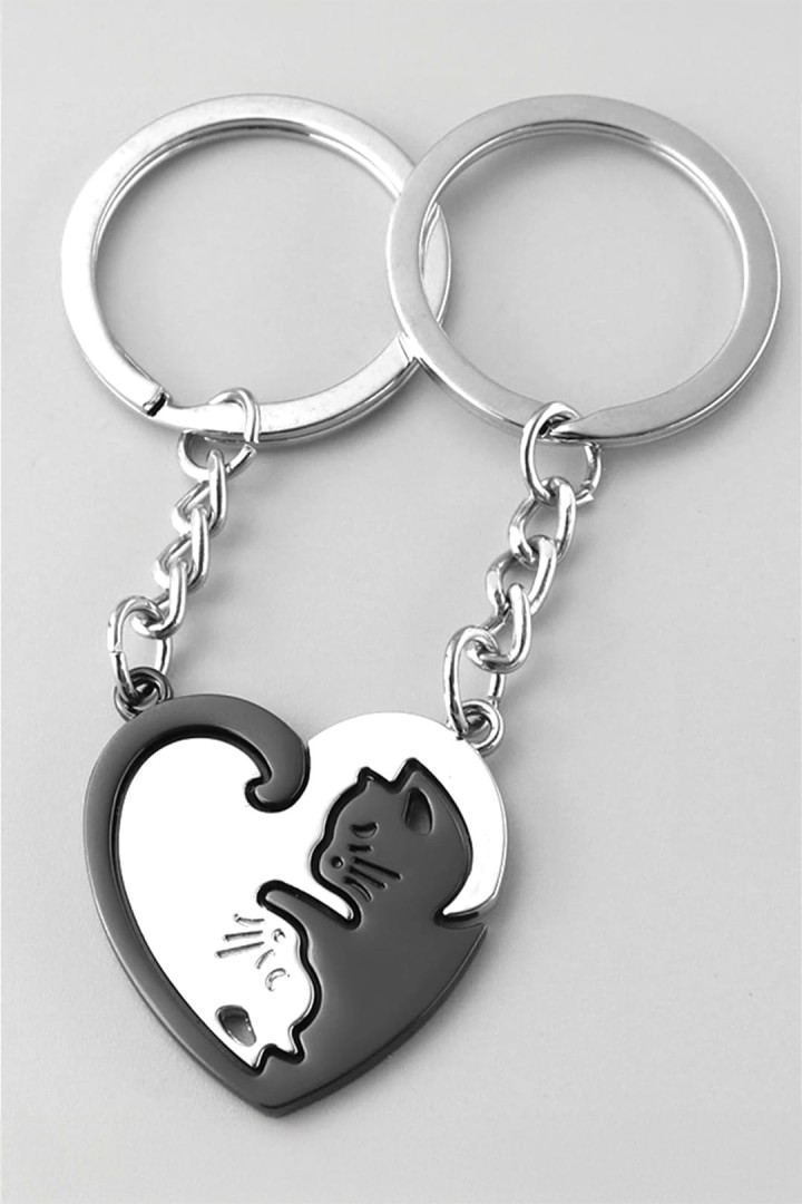 Přívěsek s kočičím srdcem pro kočičí přátele