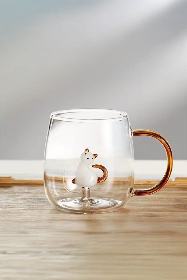 Sklenice z borosilikátového skla s 3D koťátkem uvnitř