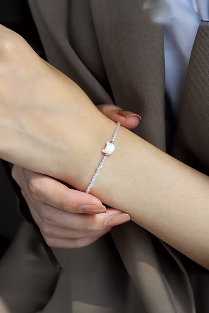 Bílý křišťálový kočičí náramek pro kočičí maminku